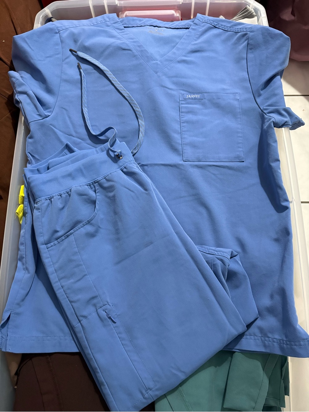 Jaanuu Slate Blue Scrub Top size M & Joggers size MS